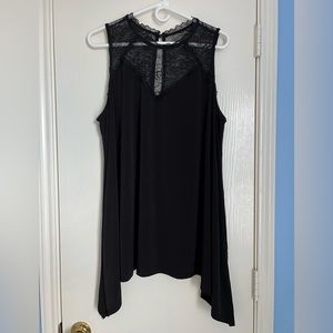 Torrid Studio Knit and Lace Sharkbite Hem Tank